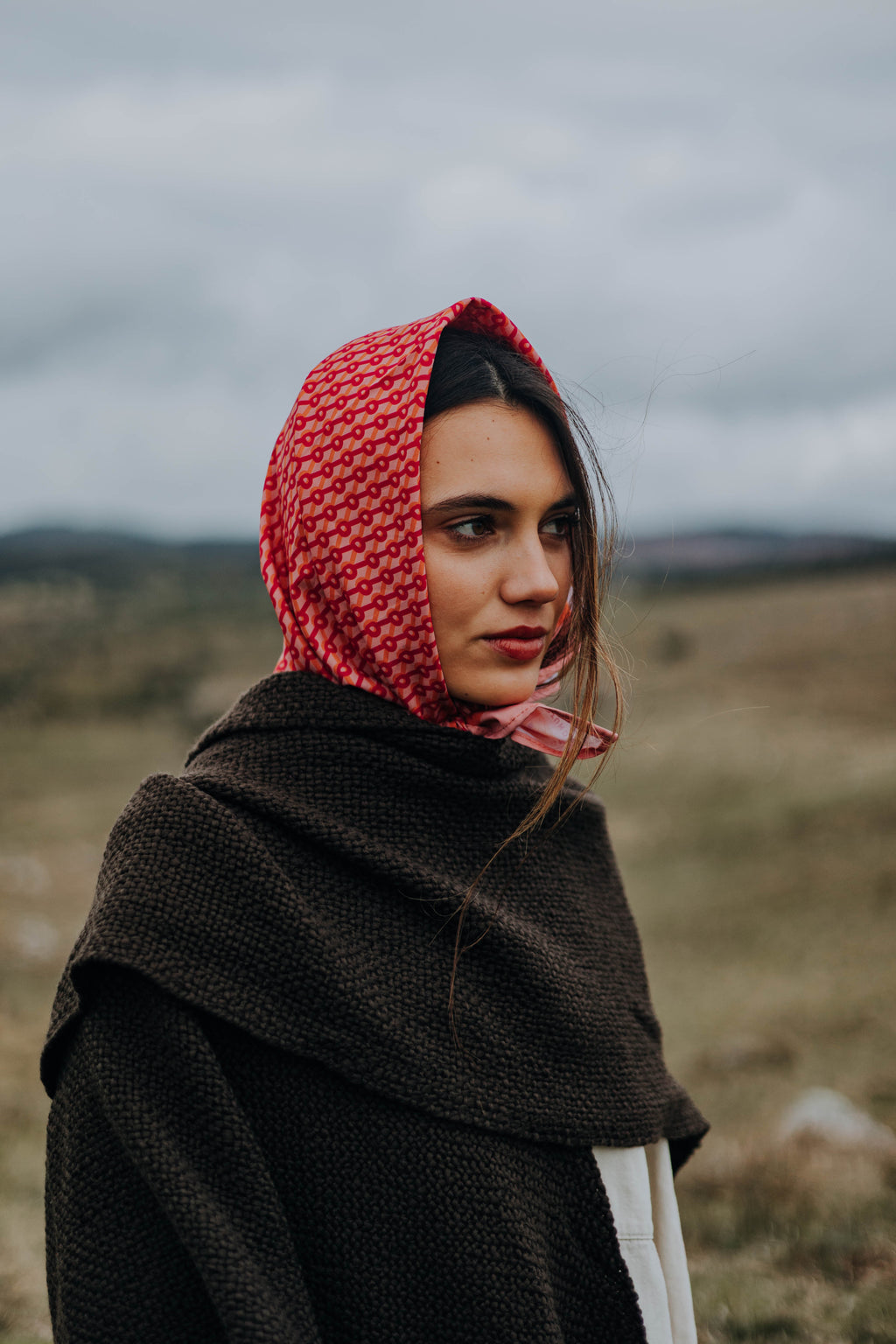 Ruana Mila Chocolate