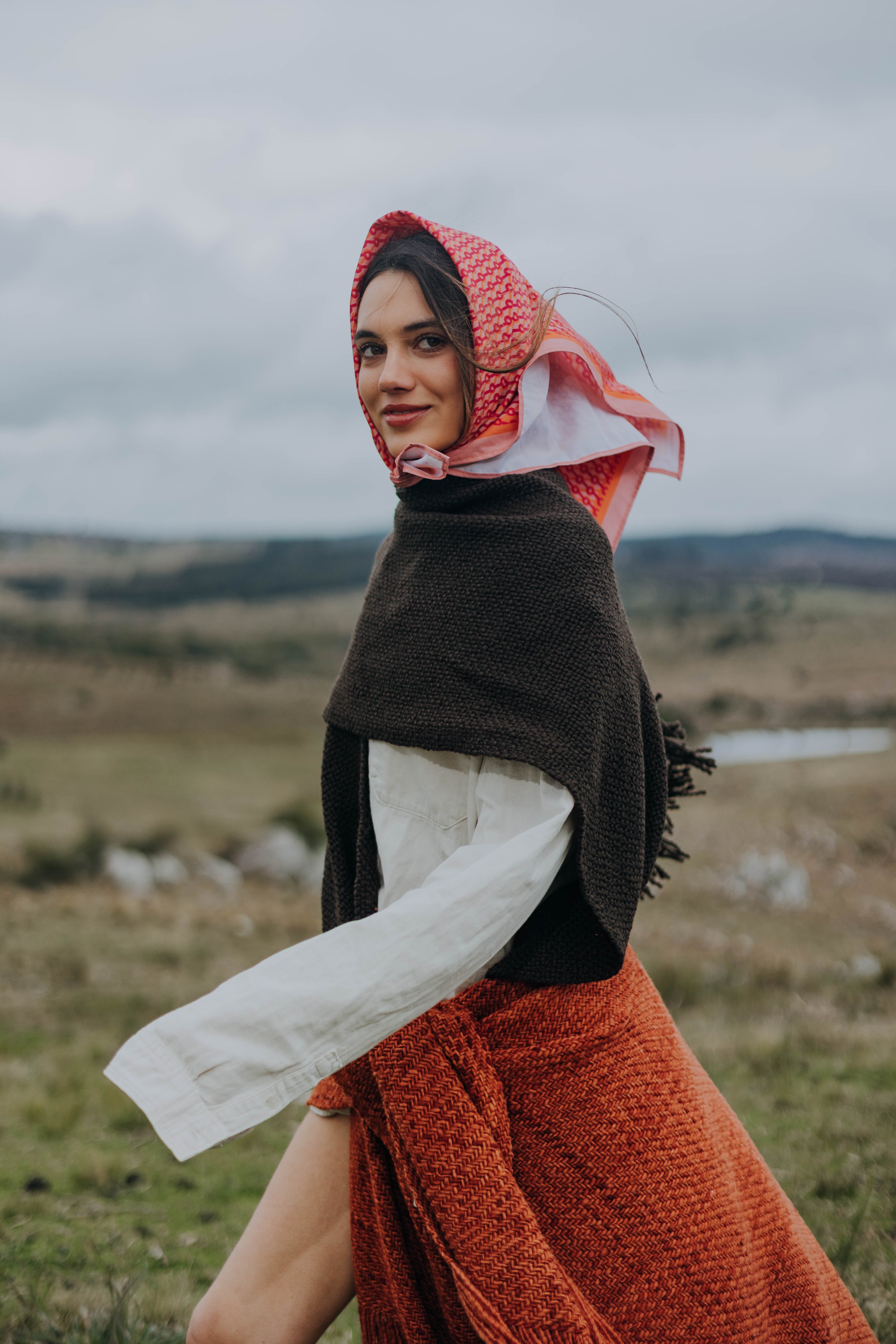 Ruana Rústica Gruesa Terracota