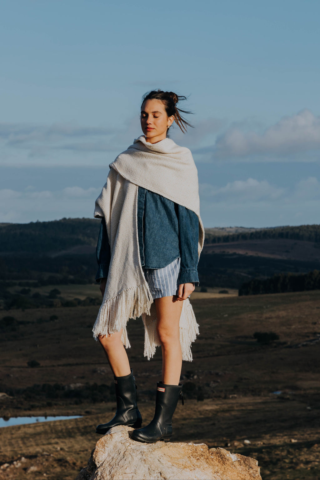 Ruana Amelia Cruda con Brillo