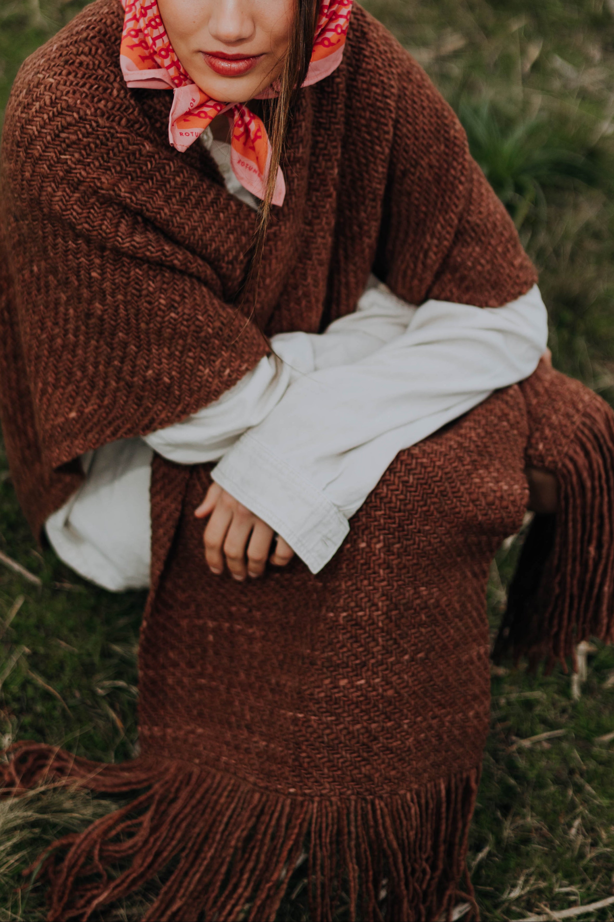 Ruana Rústica Gruesa Marrón