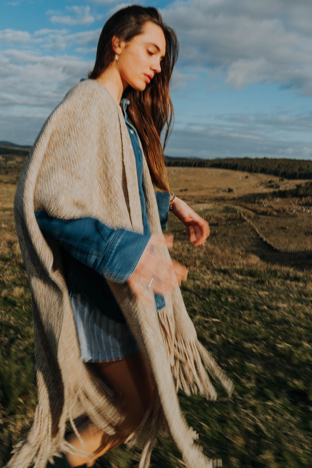 Ruana Mila Beige Nuevo