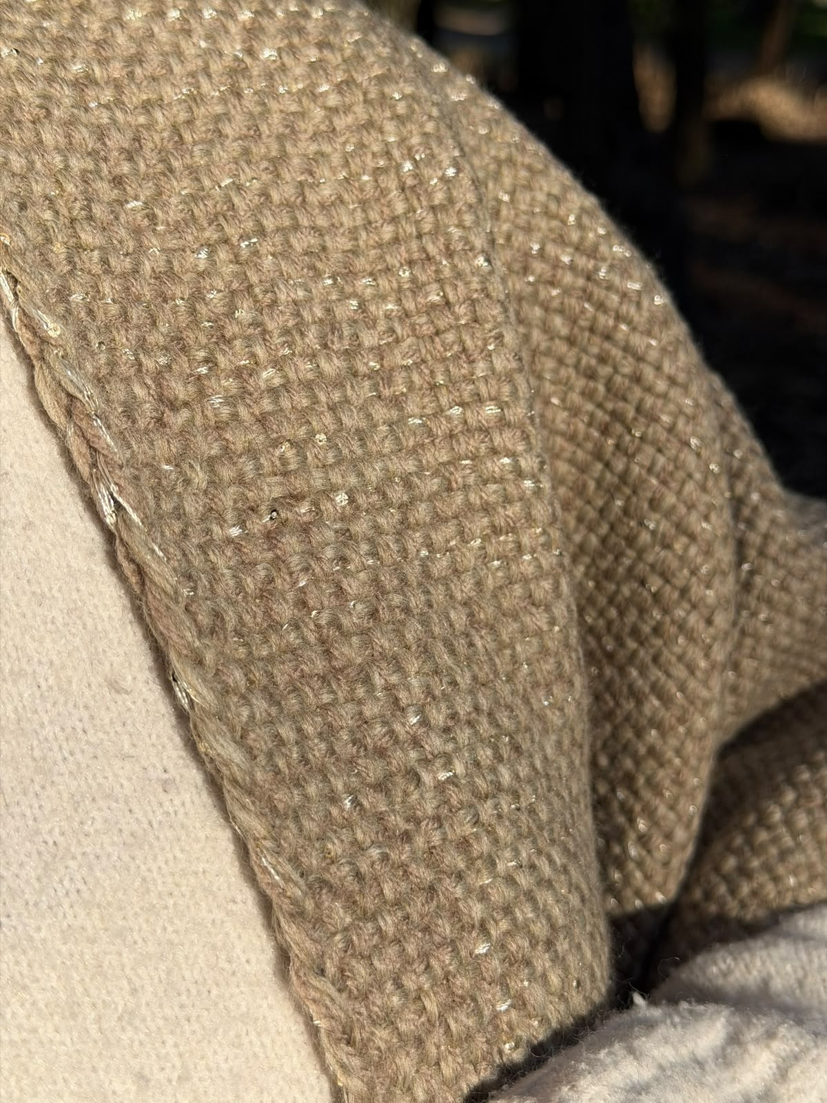Ruana Amelia Beige con Brillo