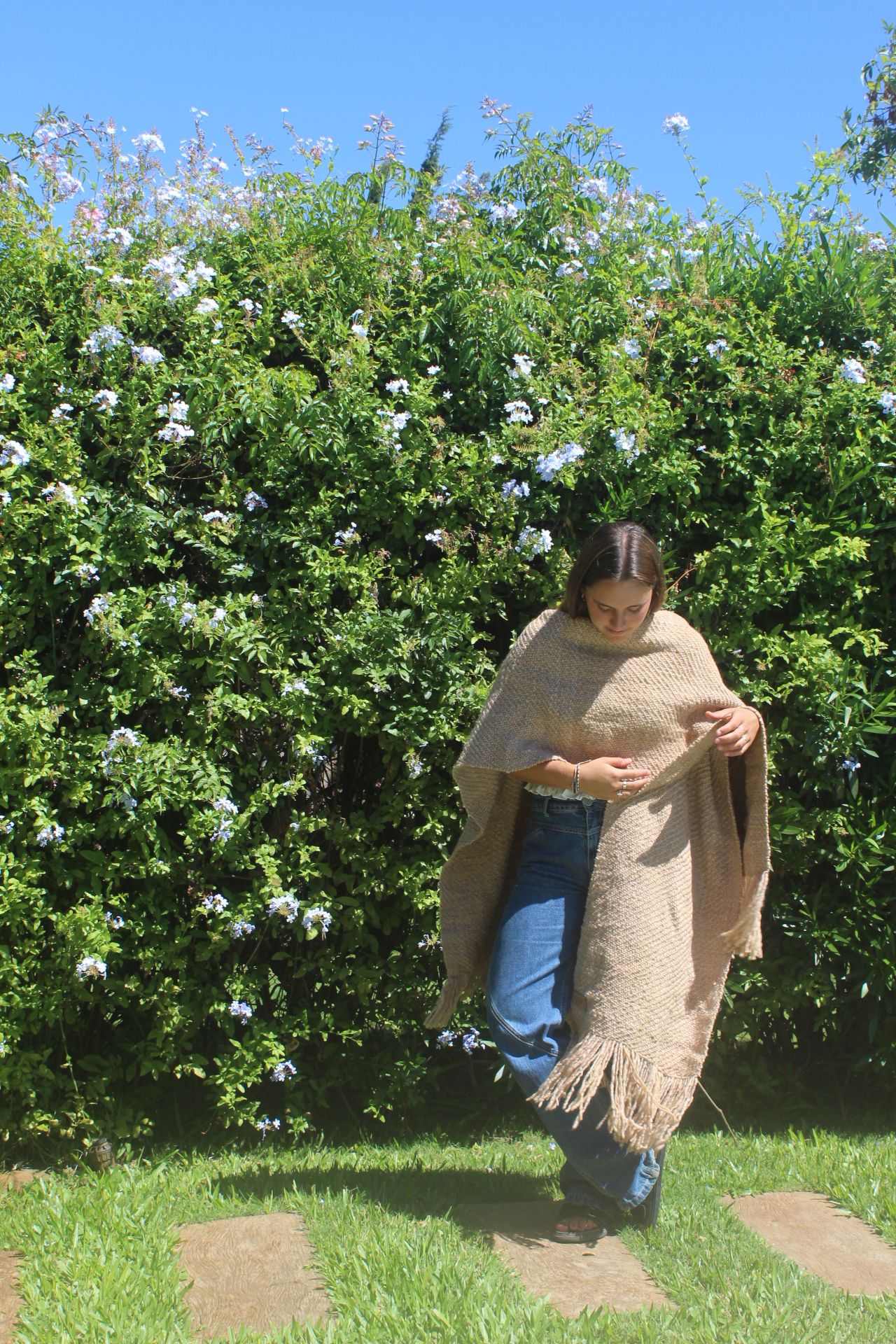 Ruana Rústica Gruesa Beige