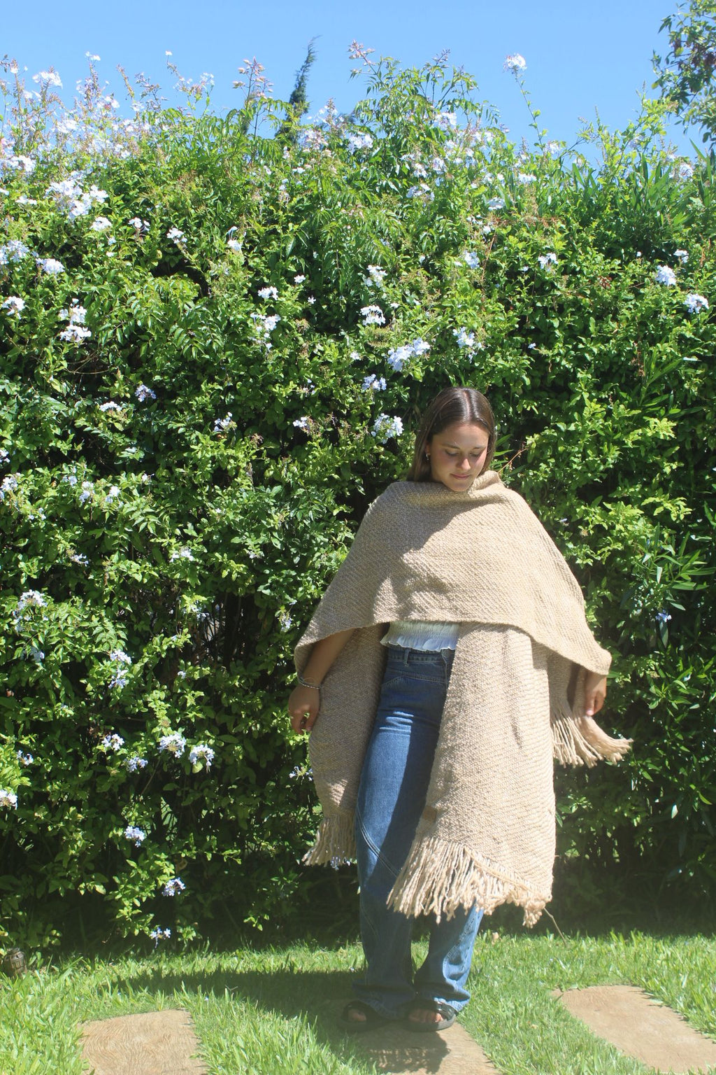 Ruana Rústica Gruesa Beige