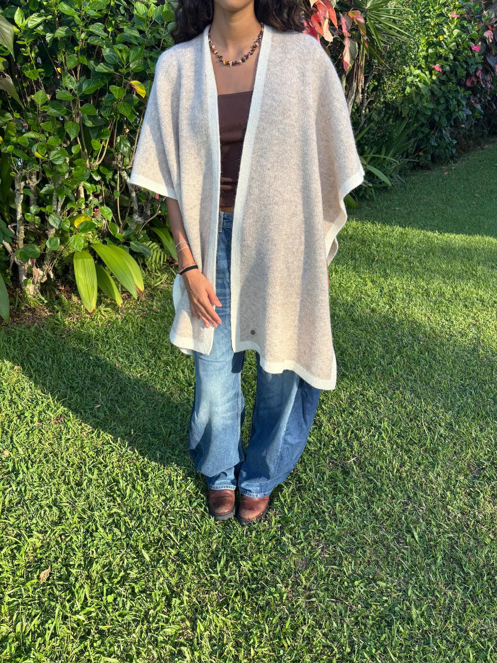 Ruana Civeta Beige con crudo